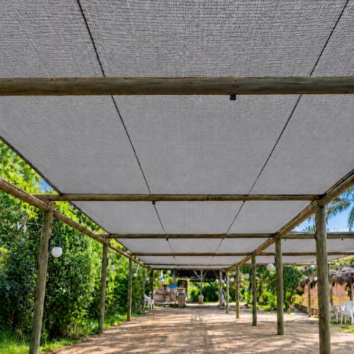 Malla Raschel Sombra Lisa 90%  4,20x50m Gris Plata 1 rollo Marienberg